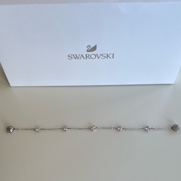 Swarovski Station Crystals Remix Collection Brand New - Picture 5 of 8